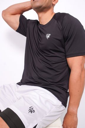 Kit 4 Peças Dryfit: 2 Camisas Brancas  e 2 Shorts Pretos